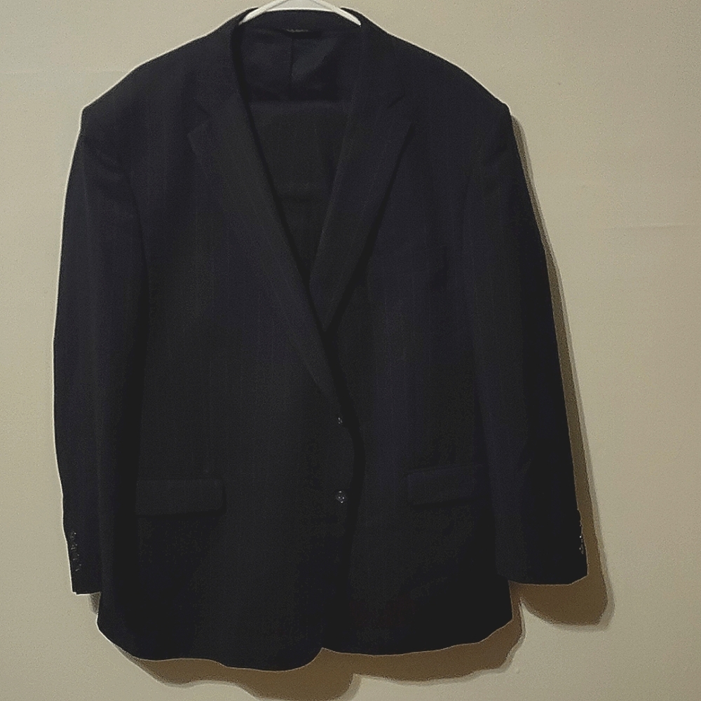 Mens suit - Joseph A Banks.